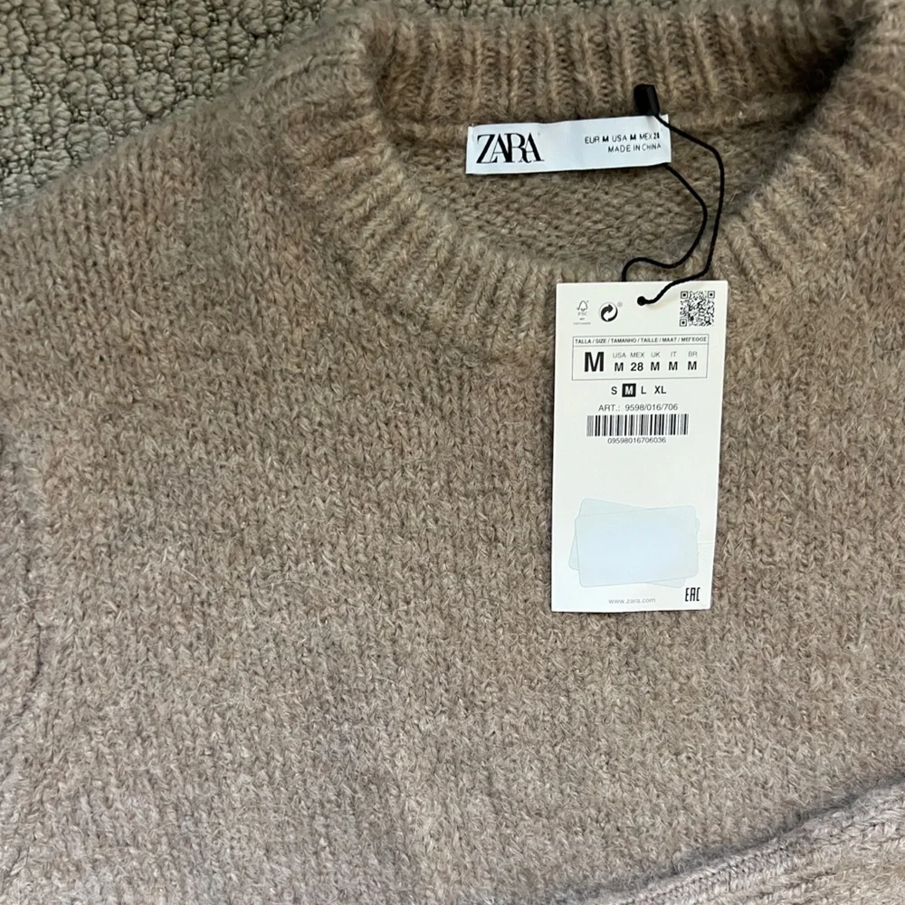 Zara Taupe Tan Crew Neck Knit Sweater NWT size medium